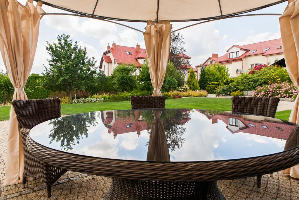 Hotel Panorama Ostrowiec Swietokrzyski Exterior photo