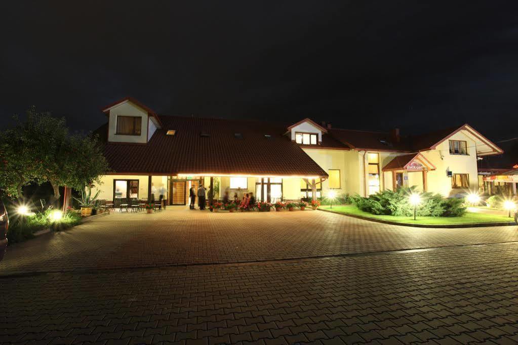 Hotel Panorama Ostrowiec Swietokrzyski Exterior photo